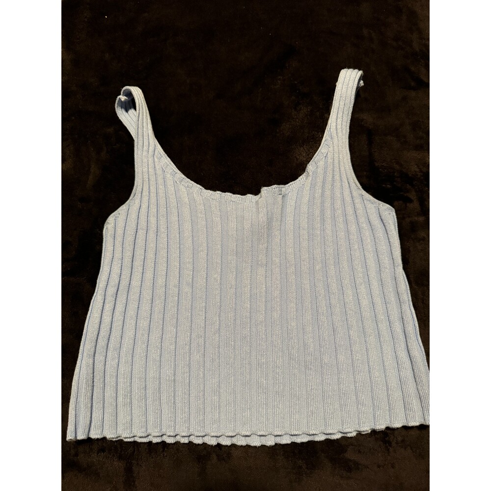 Cute blue unbranded crop knit tank